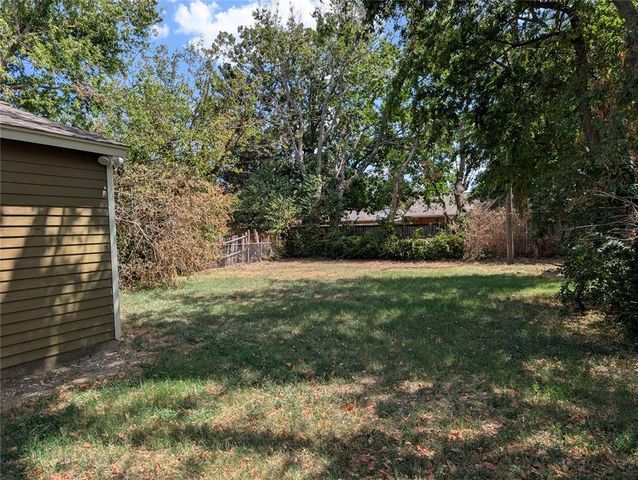 1614 Iowa Street, Norman, OK 73069