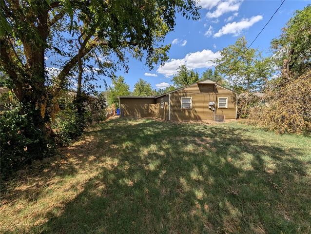 1614 Iowa Street, Norman, OK 73069