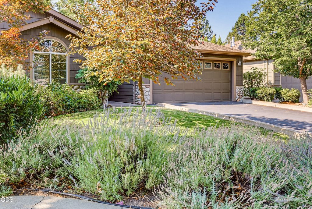 2148 Birchwood Lane, Ashland, OR 97520