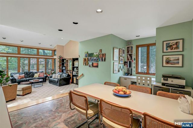 616 Rutland Avenue, Teaneck, NJ 07666