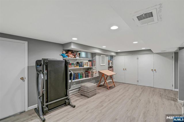 616 Rutland Avenue, Teaneck, NJ 07666