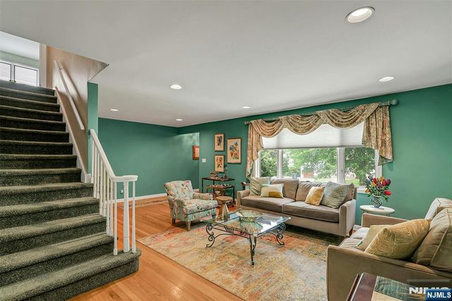 616 Rutland Avenue, Teaneck, NJ 07666