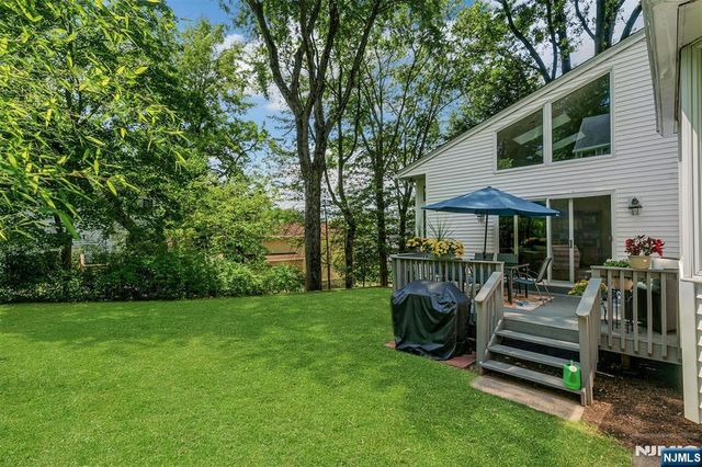 616 Rutland Avenue, Teaneck, NJ 07666