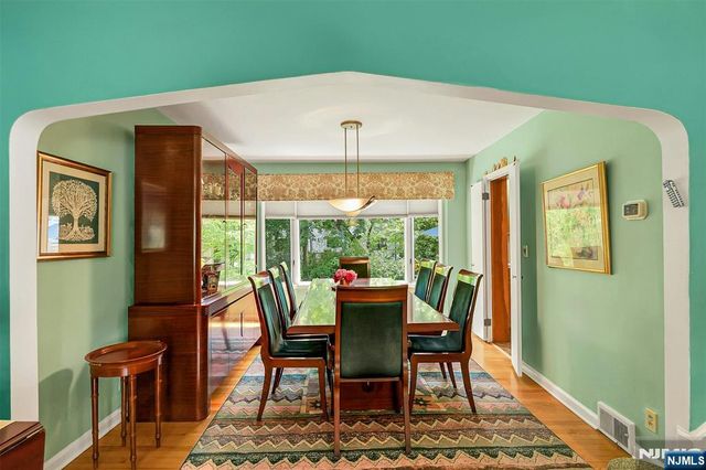 616 Rutland Avenue, Teaneck, NJ 07666