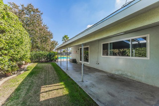 1895 Dennis Avenue, Clovis, CA 93611