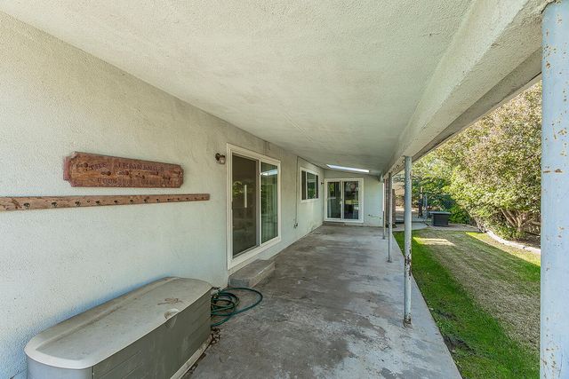 1895 Dennis Avenue, Clovis, CA 93611