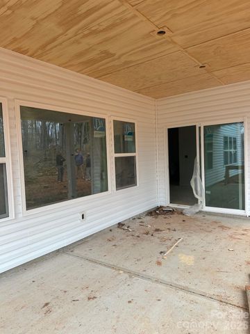 5019 Ardenwoods Drive, Charlotte, NC 28215