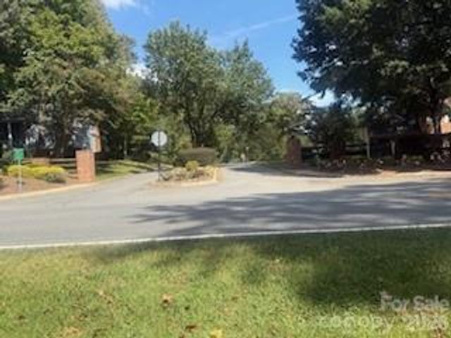 5019 Ardenwoods Drive, Charlotte, NC 28215