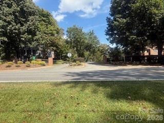 5019 Ardenwoods Drive, Charlotte, NC 28215