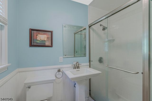 4 Peter Dr, Allamuchy Twp., NJ 07840