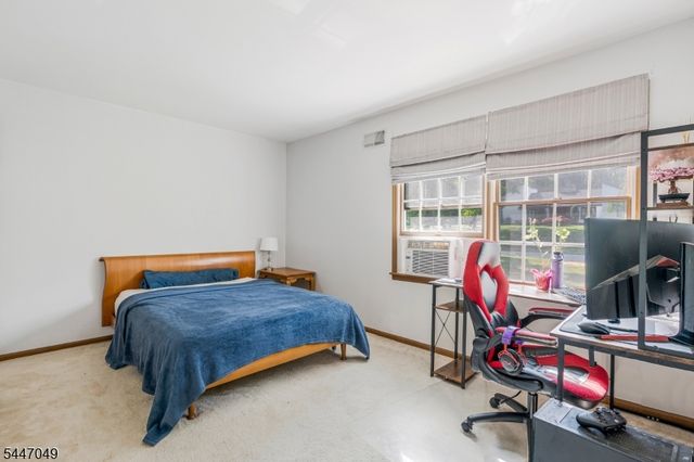 4 Peter Dr, Allamuchy Twp., NJ 07840