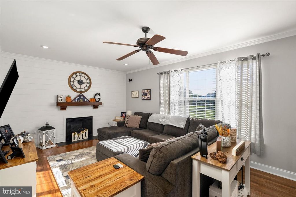 15 SMITH DR, ALLENTOWN, NJ 08501 — photo 4
