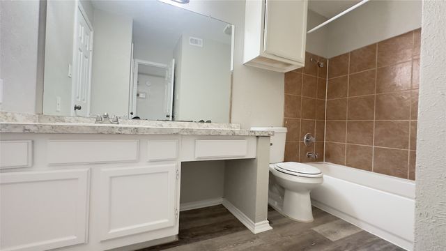 9601 Forest Lane 323, Dallas, TX 75243