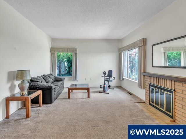 3016 Twin Oak Pl NW, Salem, OR 97304