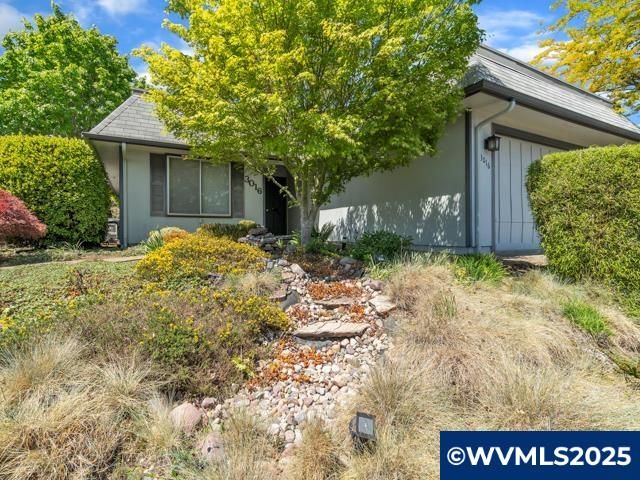 3016 Twin Oak Pl NW, Salem, OR 97304