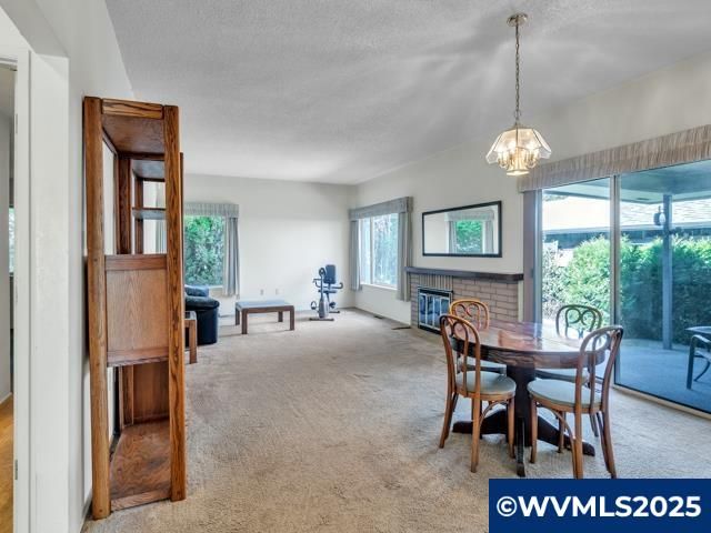 3016 Twin Oak Pl NW, Salem, OR 97304