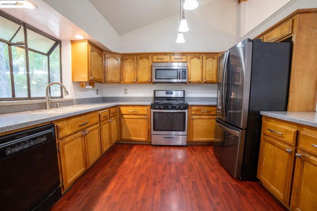 24327 Kewin Mill Rd, Sonora, CA 95370