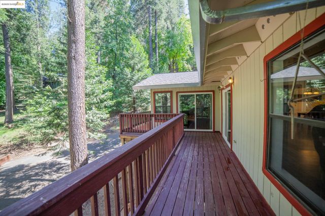 24327 Kewin Mill Rd, Sonora, CA 95370