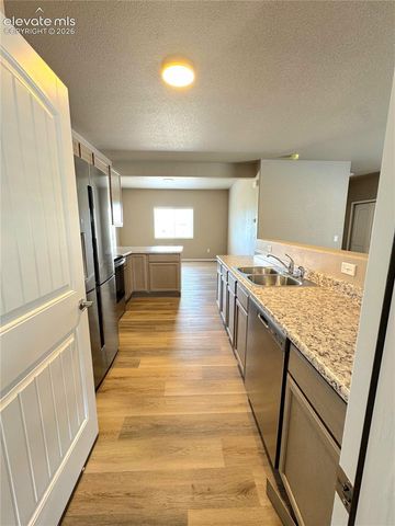 1694 Sandtoft Heights, Colorado Springs, CO 80951