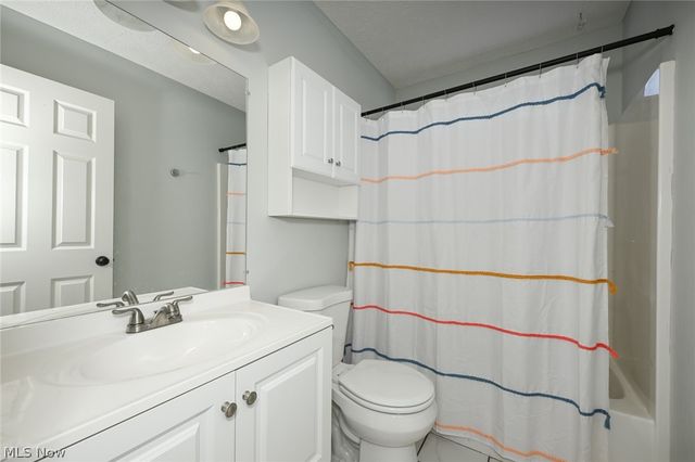 3545 Chanticleer Court, Uniontown, OH 44685