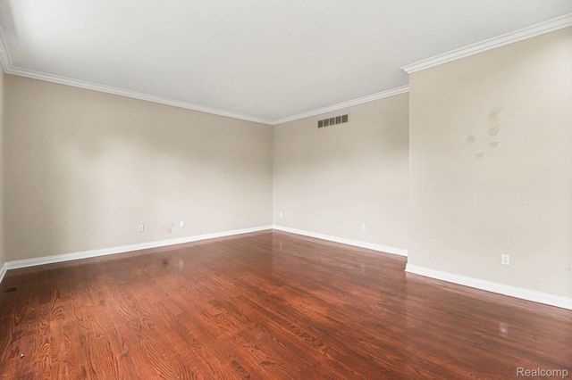 6929 Dakota Drive, Troy, MI 48098