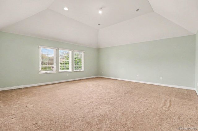 6929 Dakota Drive, Troy, MI 48098