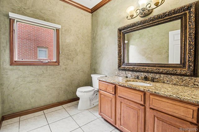 6929 Dakota Drive, Troy, MI 48098