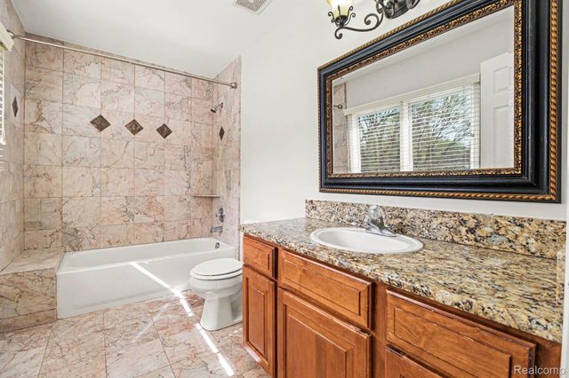 6929 Dakota Drive, Troy, MI 48098