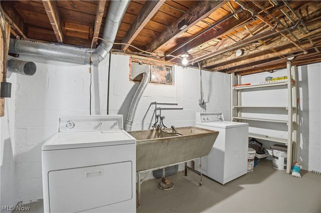 1226 Kenmore Avenue SE, Warren, OH 44484