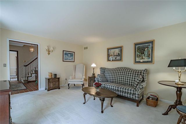 2855 Meadow Lane, North Whitehall Twp, PA 18078