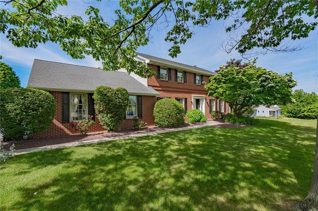 2855 Meadow Lane, North Whitehall Twp, PA 18078