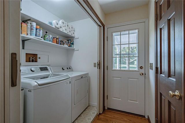 2855 Meadow Lane, North Whitehall Twp, PA 18078