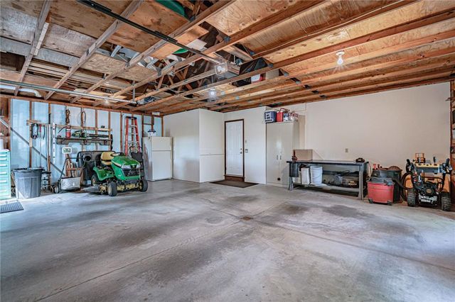 2855 Meadow Lane, North Whitehall Twp, PA 18078