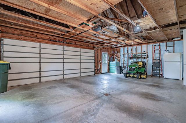 2855 Meadow Lane, North Whitehall Twp, PA 18078