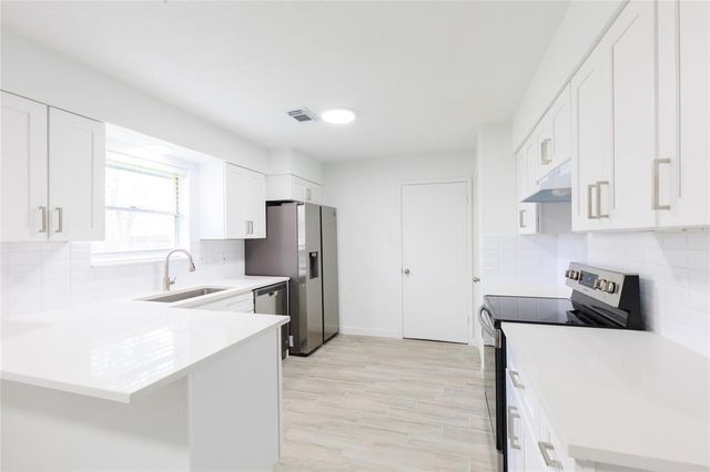2510 Straight Creek Drive, Houston, TX 77017