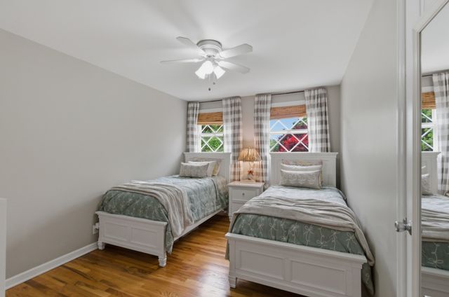 654 Oakley Dr, Nashville, TN 37220