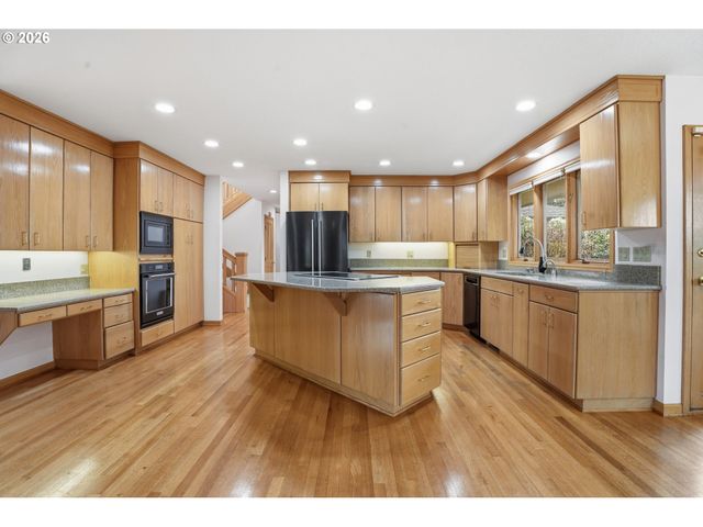 14601 Nw 26TH Ave, Vancouver, WA 98685