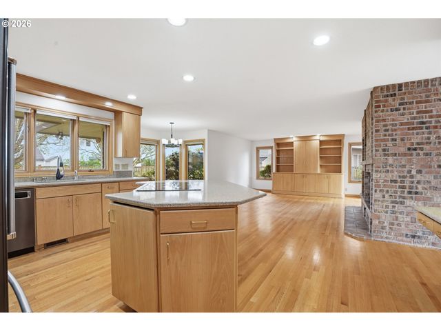 14601 Nw 26TH Ave, Vancouver, WA 98685