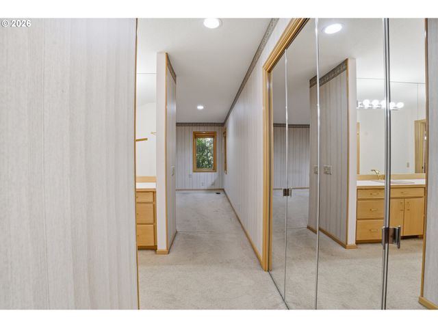 14601 Nw 26TH Ave, Vancouver, WA 98685