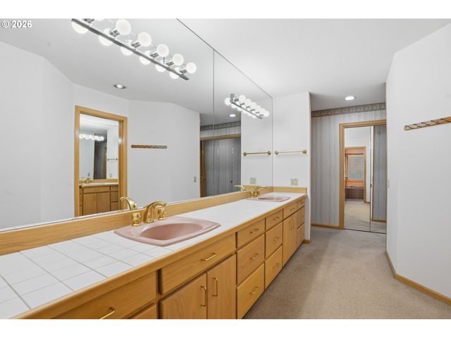 14601 Nw 26TH Ave, Vancouver, WA 98685