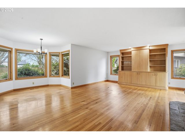 14601 Nw 26TH Ave, Vancouver, WA 98685