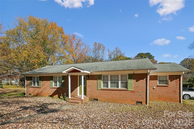 7459 Elwood Drive, Charlotte, NC 28227