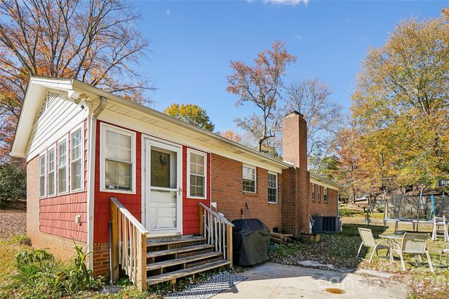 7459 Elwood Drive, Charlotte, NC 28227