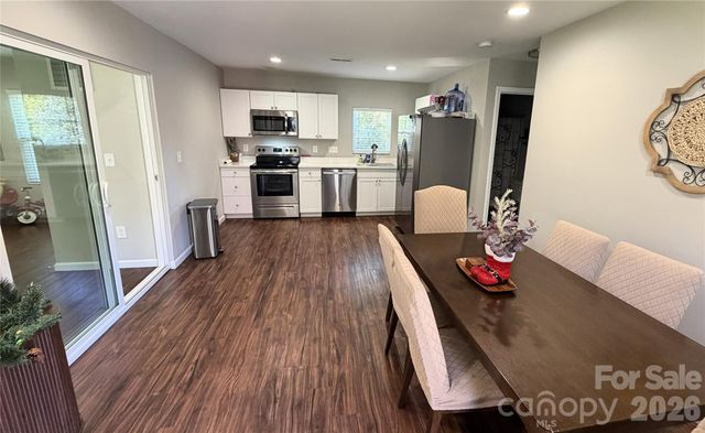 7459 Elwood Drive, Charlotte, NC 28227