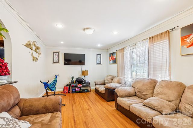 7459 Elwood Drive, Charlotte, NC 28227