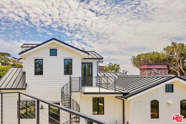 5561 Horizon Drive, Malibu, CA 90265