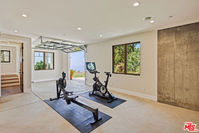 5561 Horizon Drive, Malibu, CA 90265