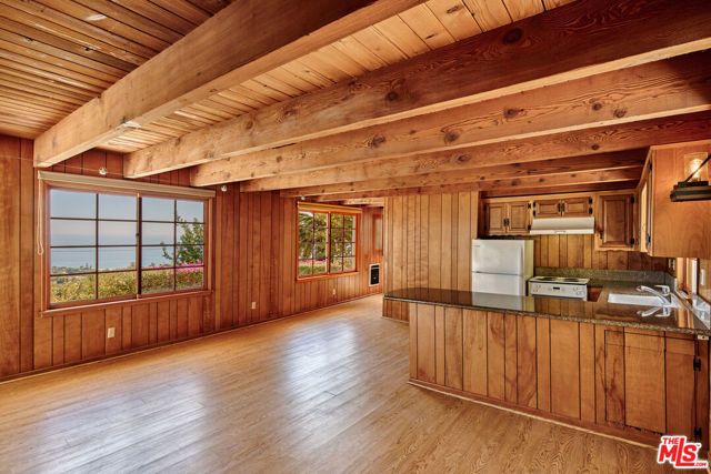 5561 Horizon Drive, Malibu, CA 90265