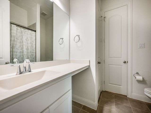 2513 Silver Leaf Drive, Northlake, TX 76226