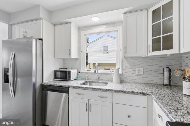 29 WILSON AVE, Mount Ephraim, NJ 08059